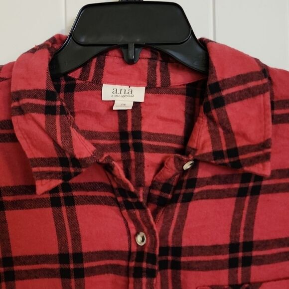 Ana- A New Approach, Size 0X Women's Button Shirt - Picture 2 of 4